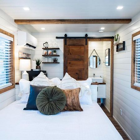 Villa New The Lone Star Shipping Container Fredericksburg Exterior foto