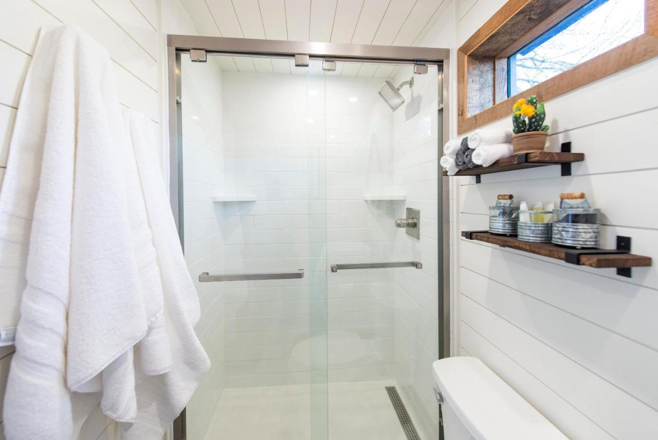 Villa New The Lone Star Shipping Container Fredericksburg Exterior foto